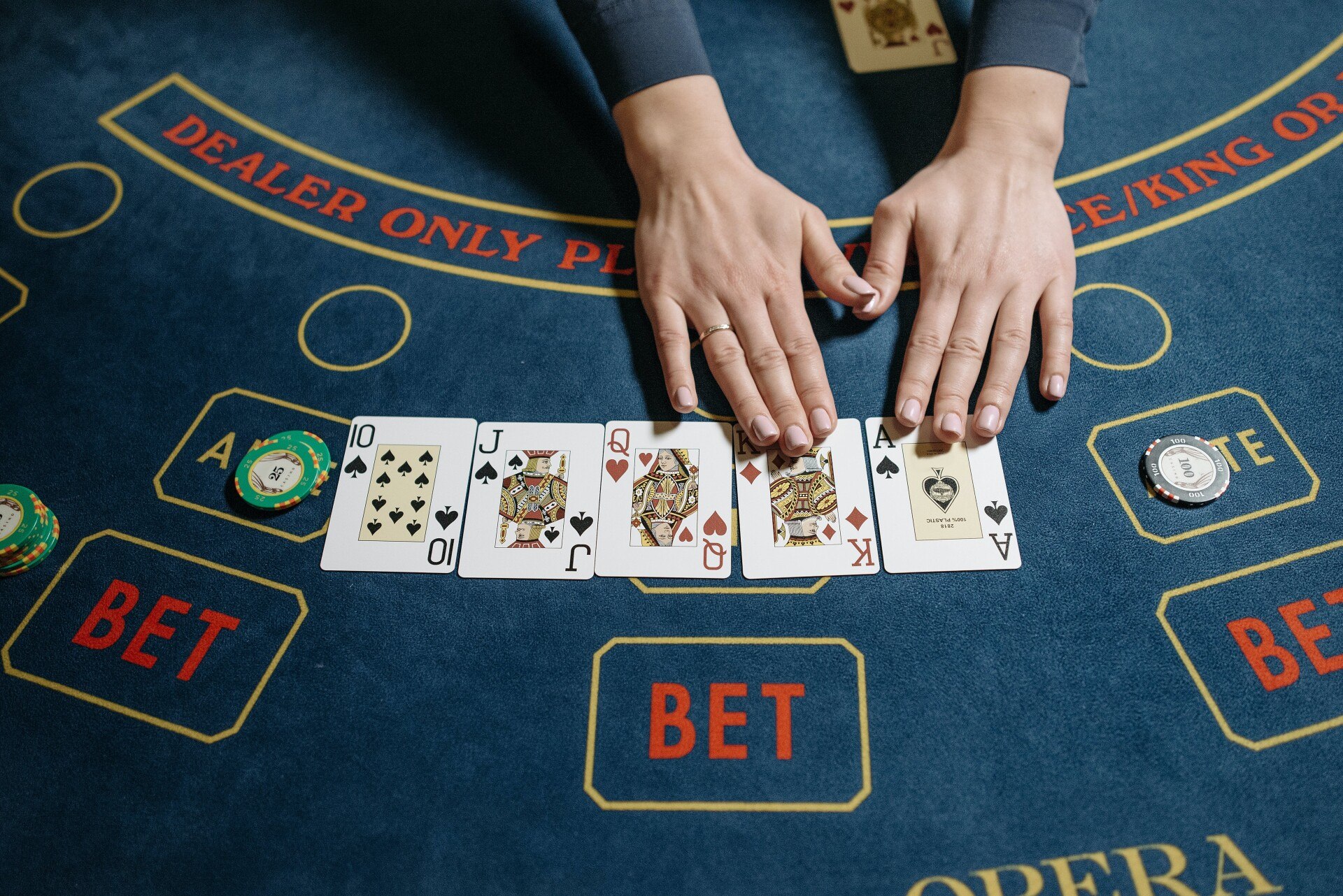 Juega en el casino online con bono y aumenta tus ganancias
